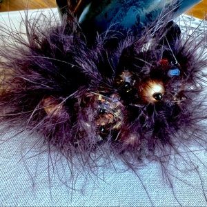 Statement bracelet, super fun fur and beads on velvet band, one size, rich brown